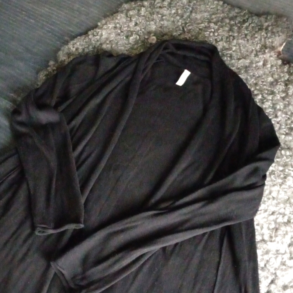 GAIAM Black Open-Front Ribbed Cardigan - Picture 2 of 12